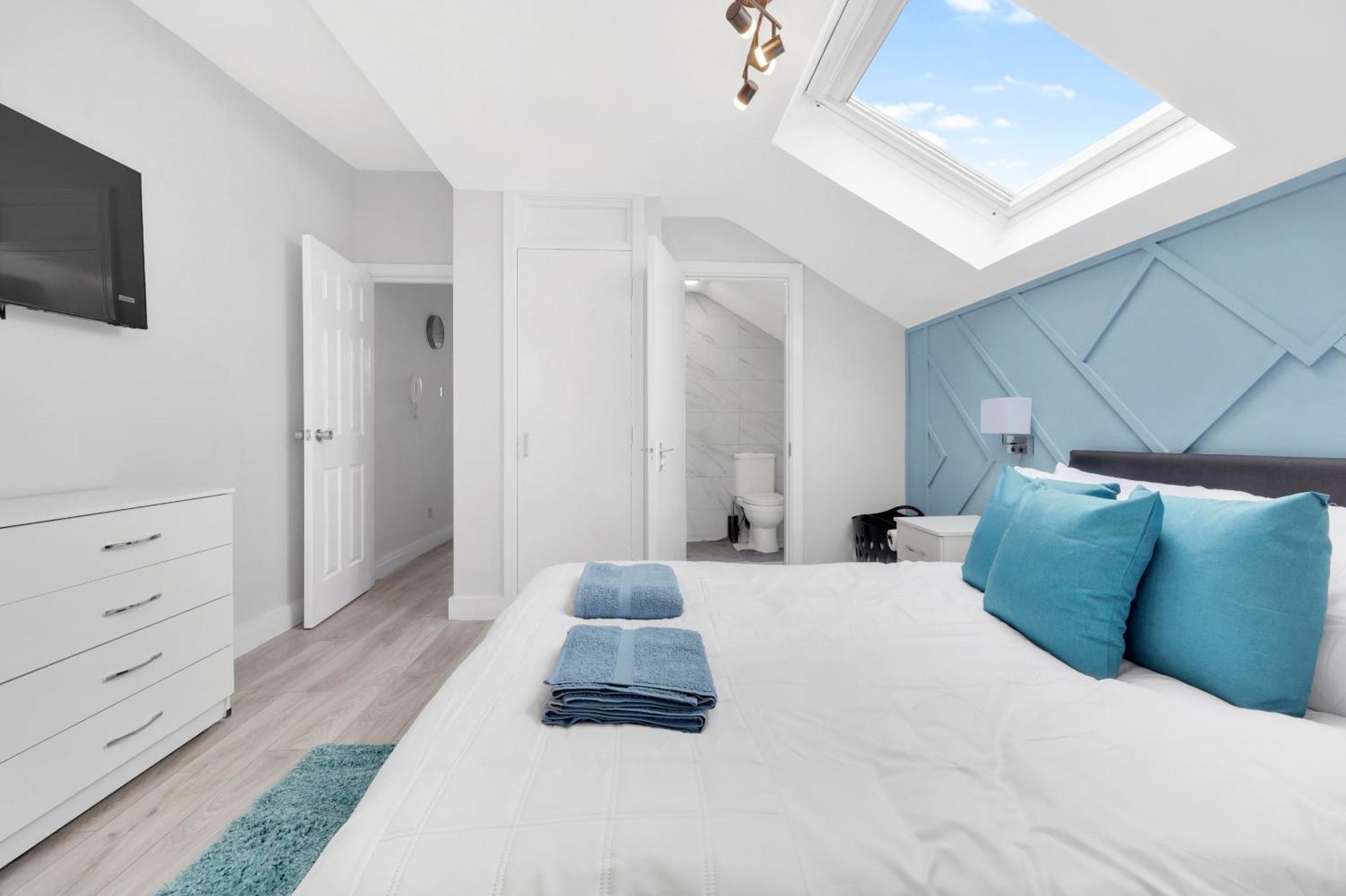 Waterside 4 Bed Apartment London Exterior photo